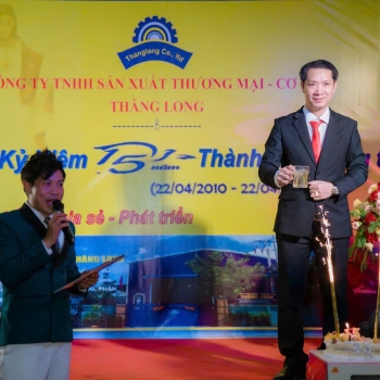 HÌNH ẢNH KỶ NIỆM 15 NĂM THÀNH LẬP CÔNG TY